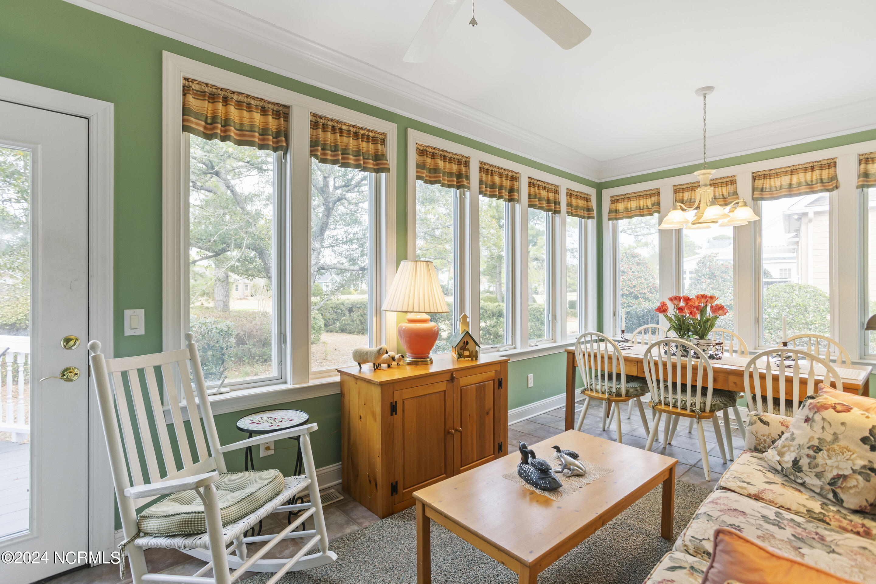 Southport, North Carolina, 28461, United States, 3 Bedrooms Bedrooms, ,5 BathroomsBathrooms,Residential,For Sale,1827148