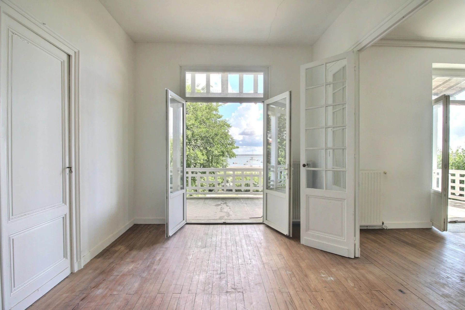 Arcachon, New Aquitaine, 33120, FR, ,Residential,For Sale,1995880