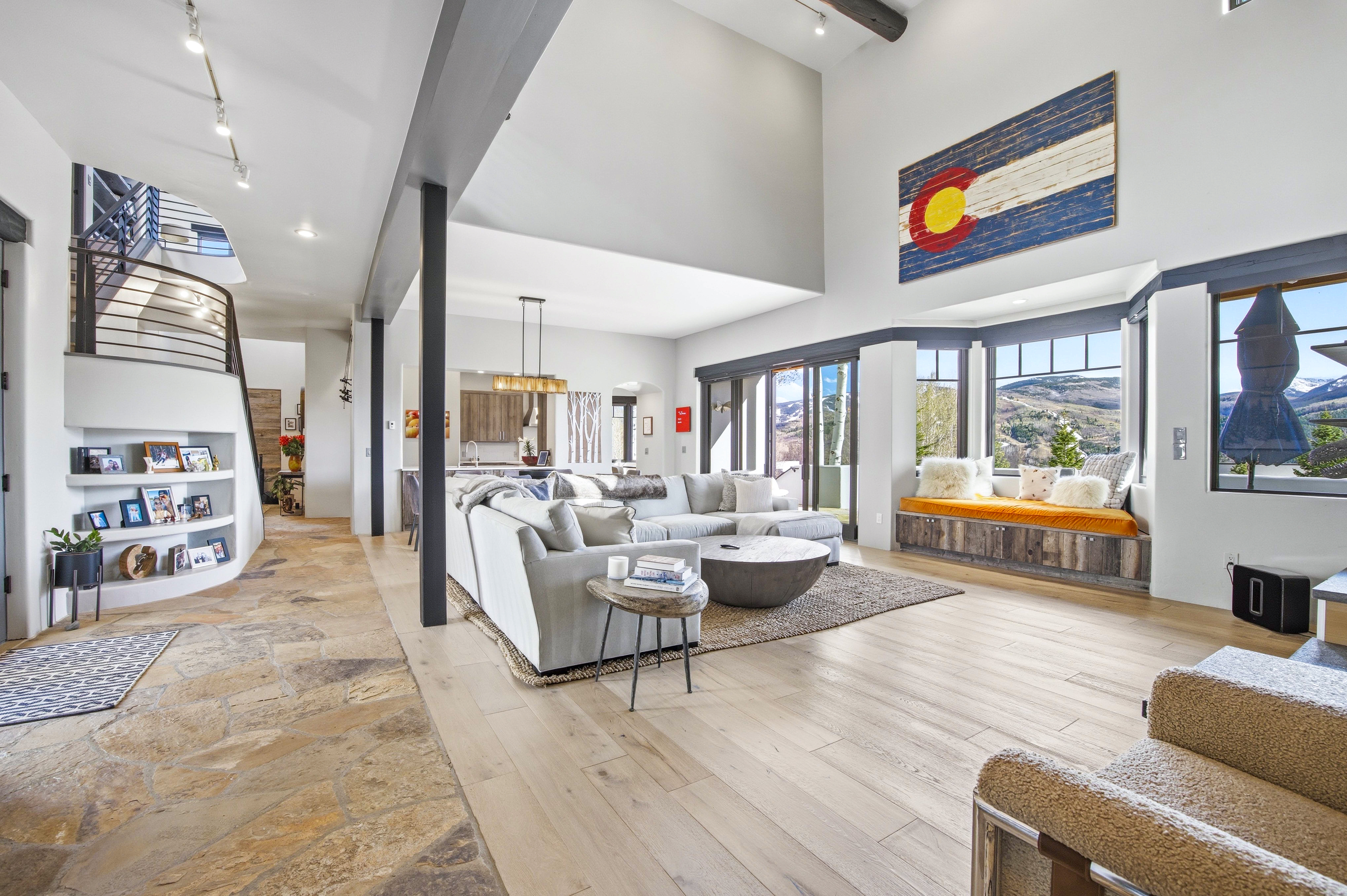  Contemporary Mountain Living - 物件實景