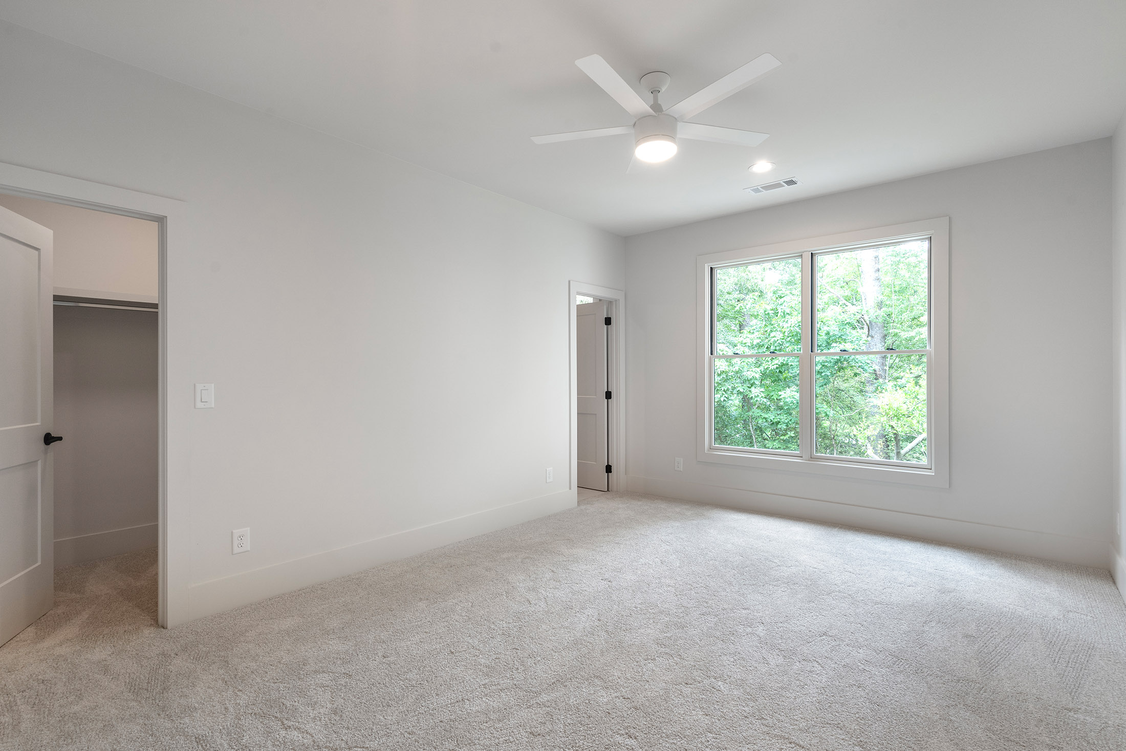  Set in the Heart of Hammond Hills in Sandy Springs - 物件實景