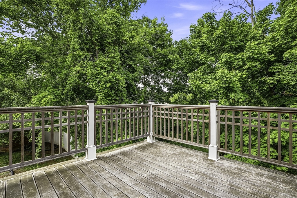 Franklin, Massachusetts, 02038, United States, 3 Bedrooms Bedrooms, ,Residential,For Sale,2048038