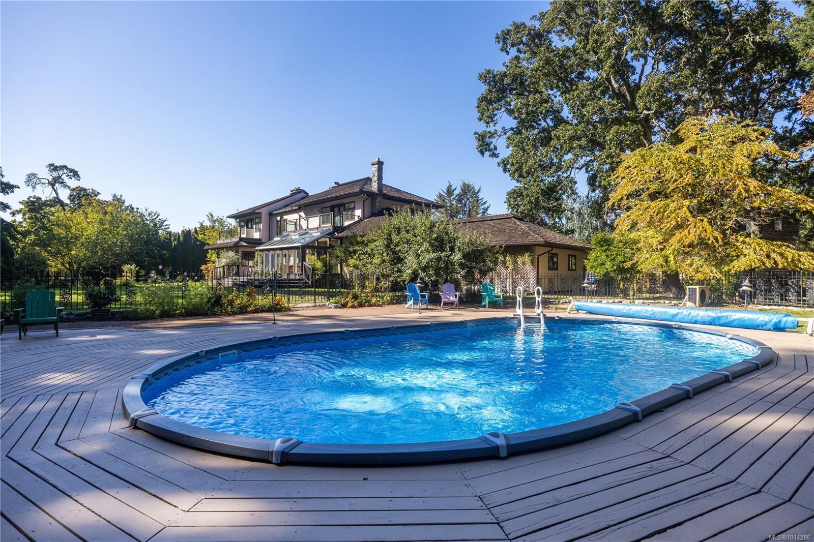 NORTH SAANICH, British Columbia, V8L 5P8, CA, 7 Bedrooms Bedrooms, ,Residential,For Sale,1948660