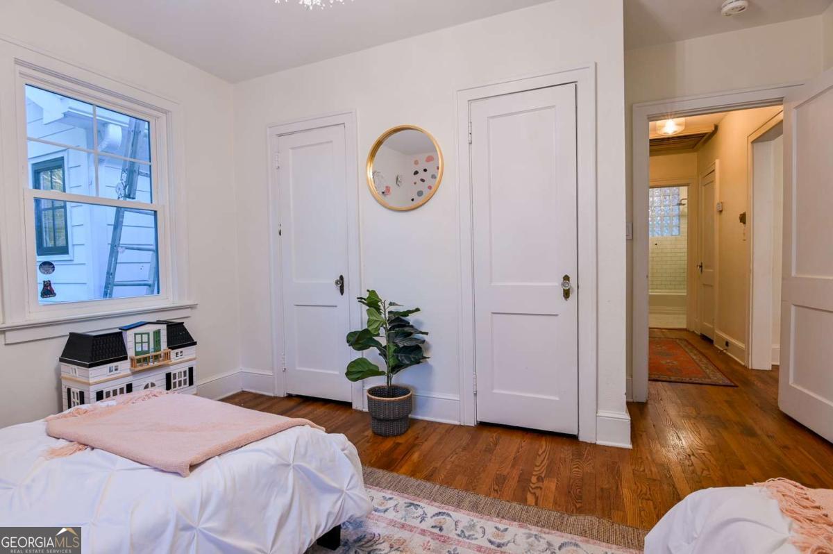 Athens, Georgia, 30606, United States, 4 Bedrooms Bedrooms, ,3 BathroomsBathrooms,Residential,For Sale,1988193