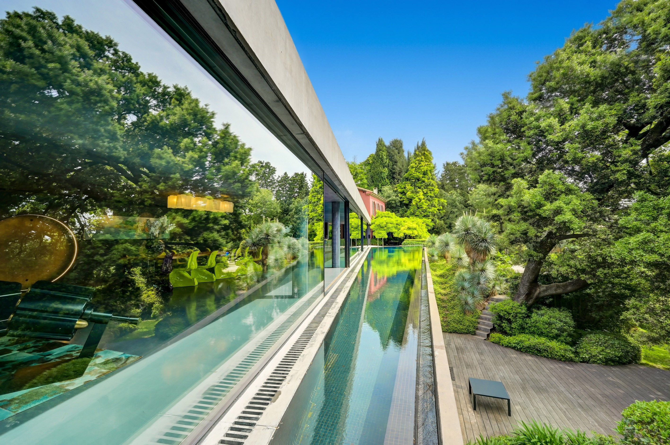  Exceptional contemporary property with views over Avignon - 物件實景