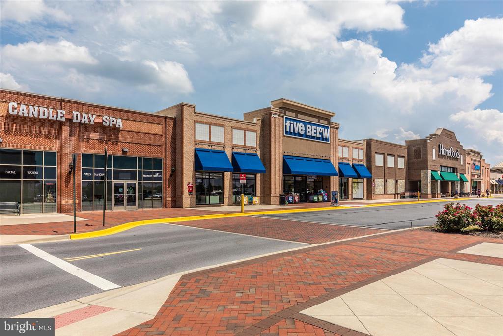 Frederick, Maryland, 21701, United States, 4 Bedrooms Bedrooms, ,4 BathroomsBathrooms,Residential,For Sale,2005194