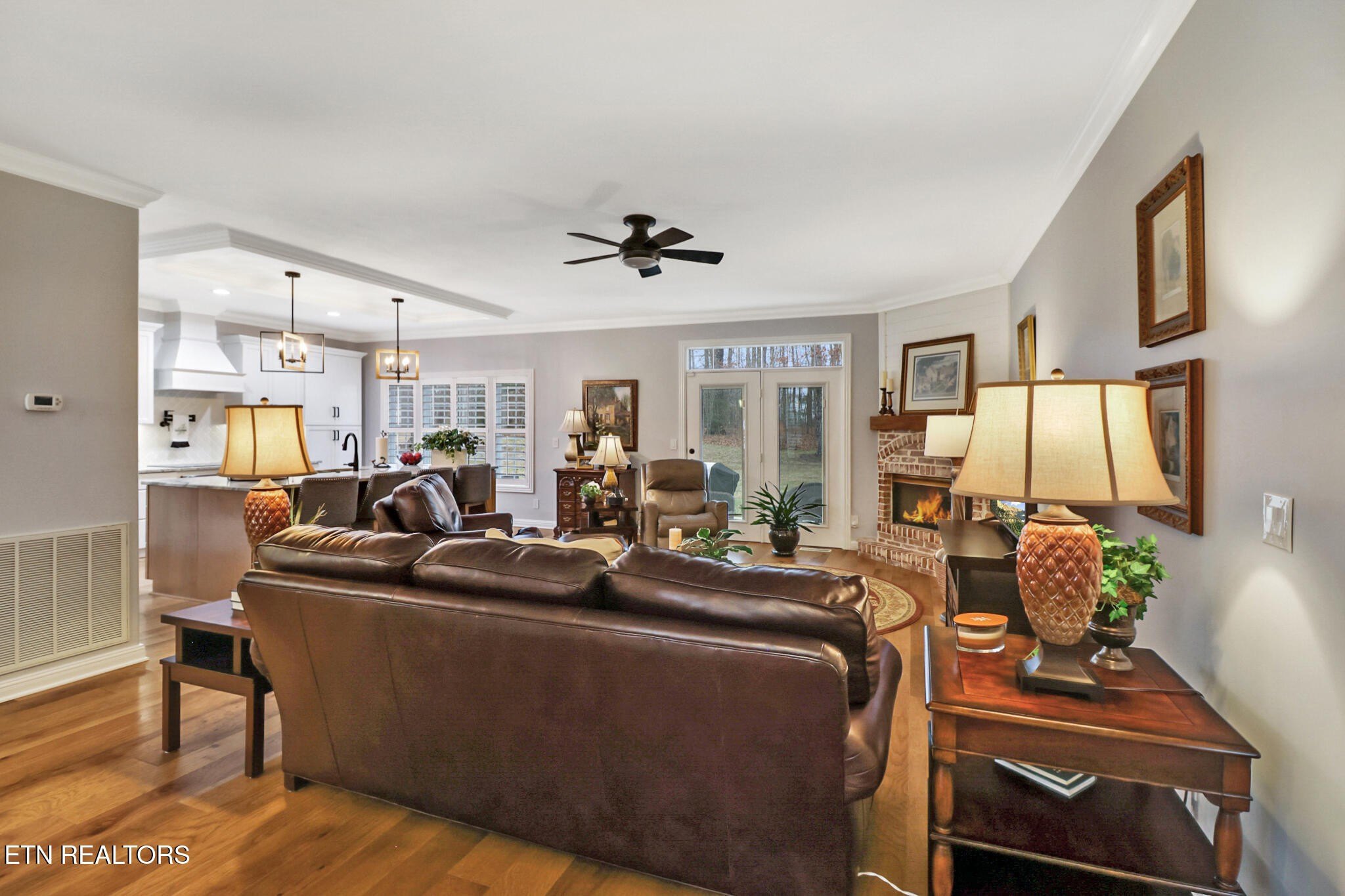 Crossville, Tennessee, 38555, United States, 3 Bedrooms Bedrooms, ,2 BathroomsBathrooms,Residential,For Sale,2008163