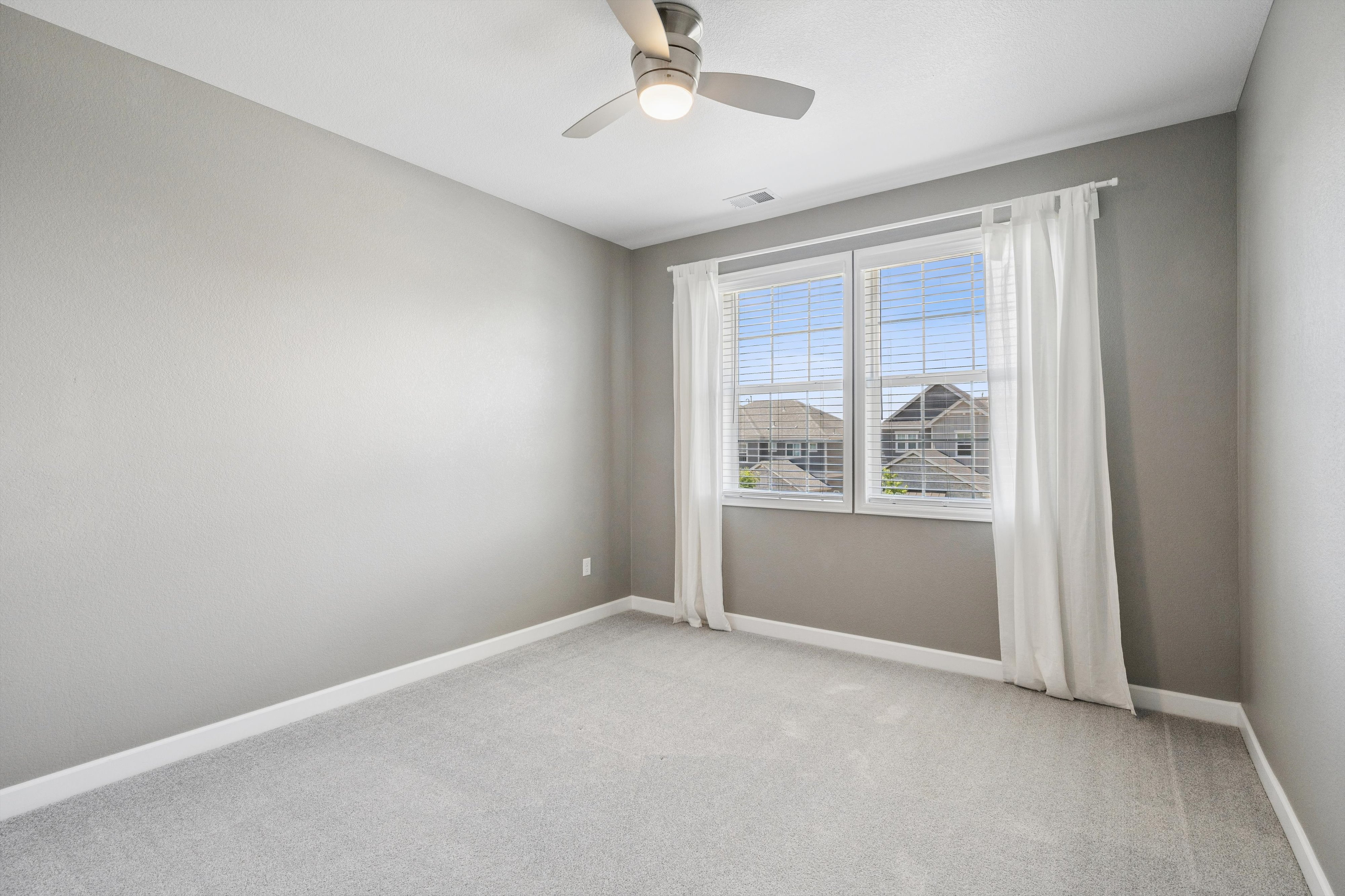  Welcome to this stunning Dillon II floor plan by Richmond Homes - 物件實景