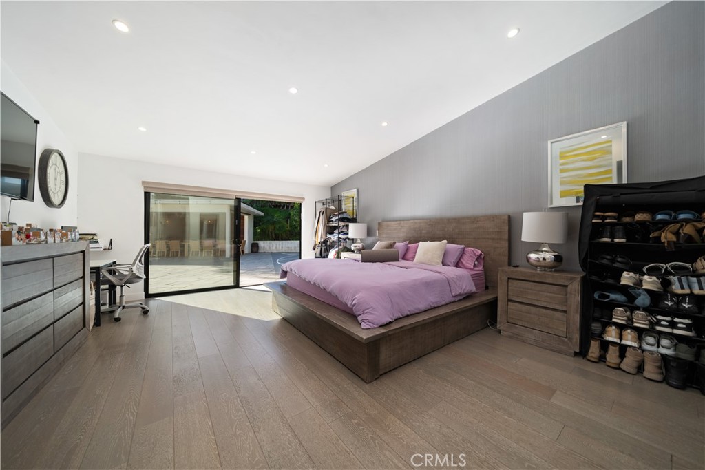 Woodland Hills, California, 91367, United States, 4 Bedrooms Bedrooms, ,2 BathroomsBathrooms,Residential,For Sale,2003177