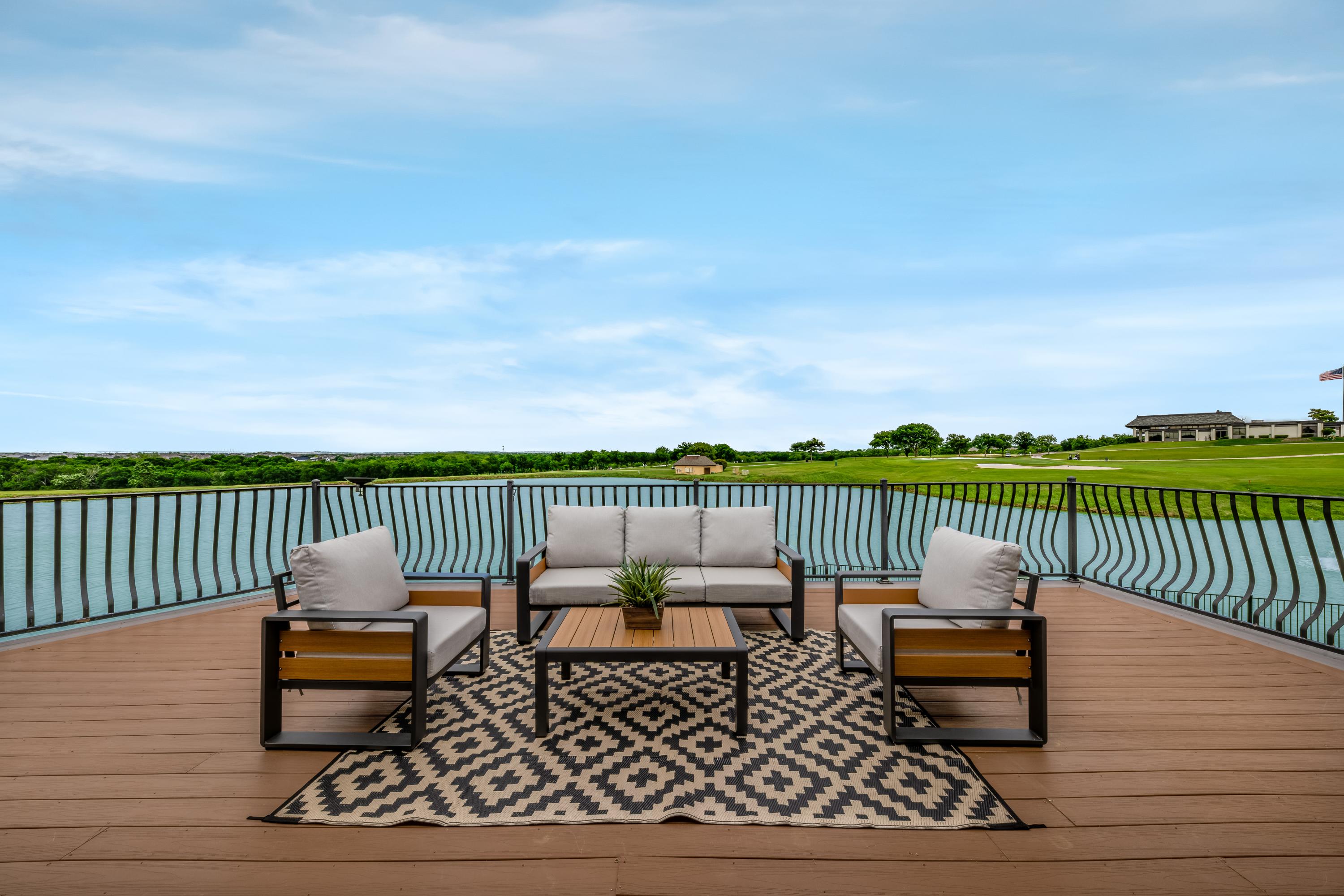  A Private Vantage Point Above the 18th Green, Sweeping Views, and a Lap Pool - 物件實景