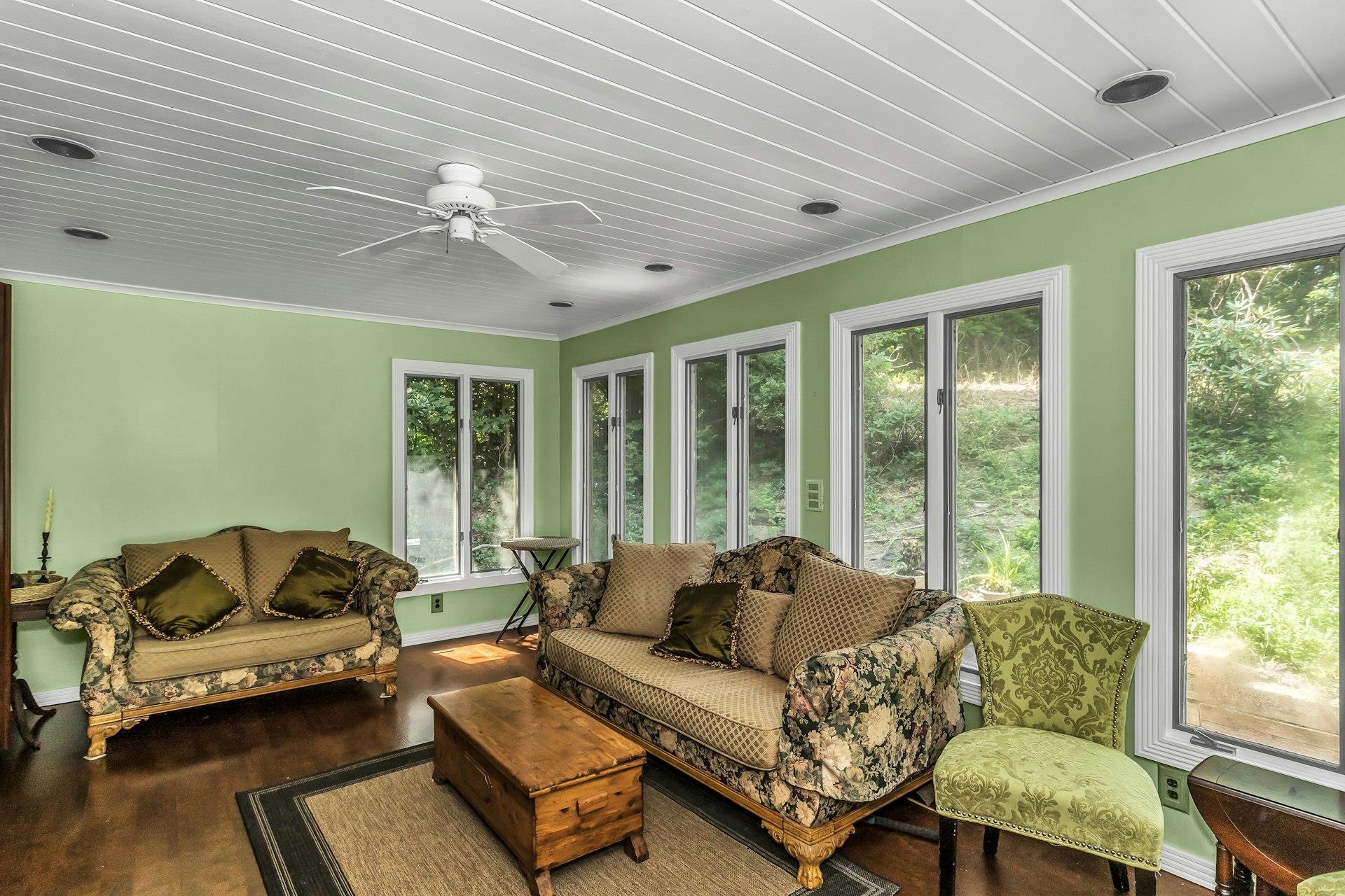 Northport, New York, 11768, United States, 3 Bedrooms Bedrooms, ,2 BathroomsBathrooms,Residential,For Sale,1892901