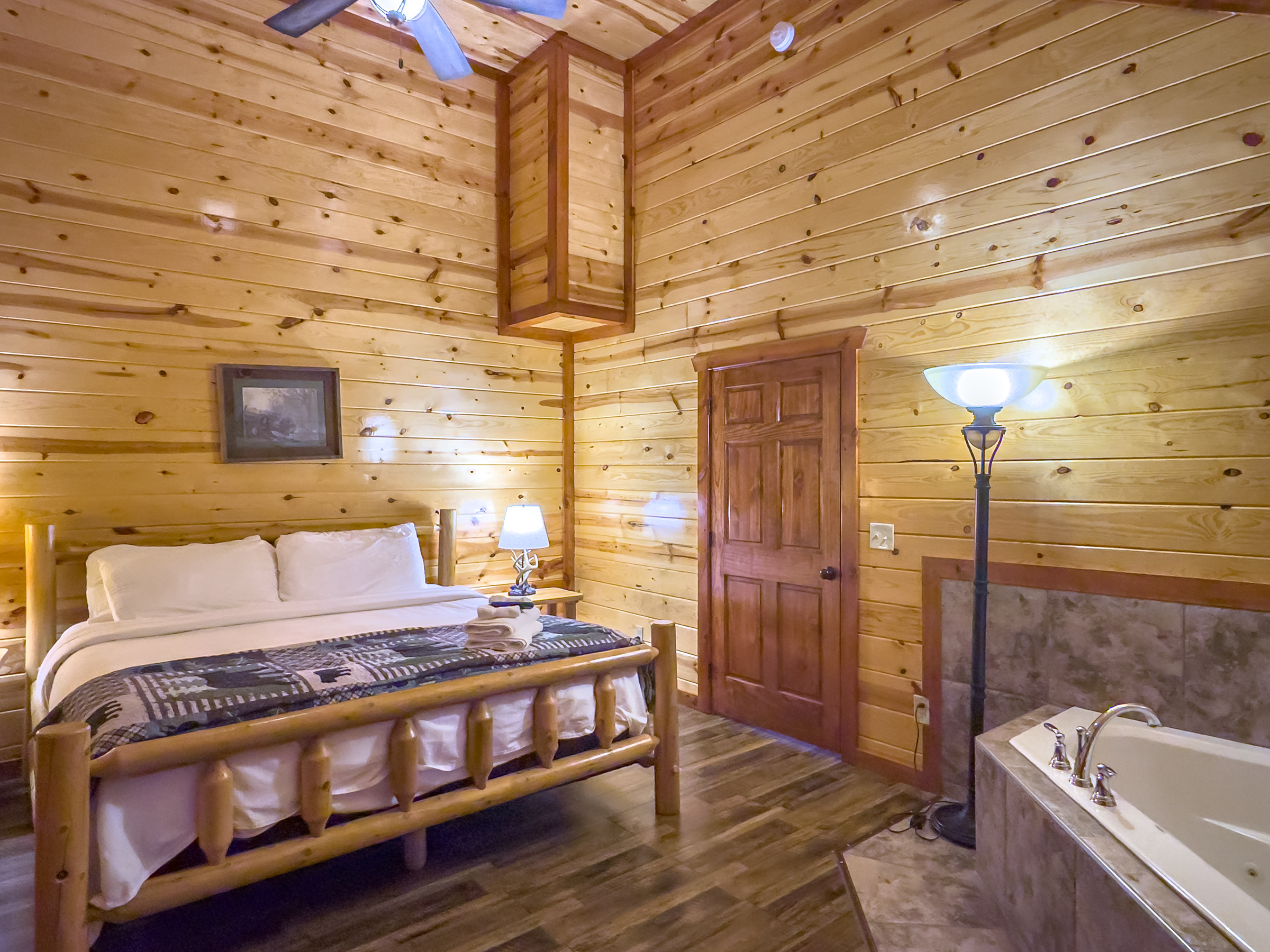 Sevierville, Tennessee, 37862, United States, 6 Bedrooms Bedrooms, ,7 BathroomsBathrooms,Residential,For Sale,1798299