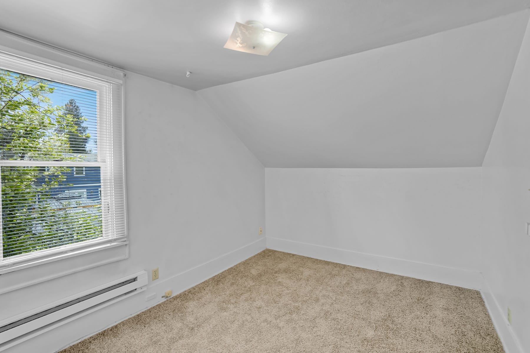  1605 NW 1st Street Bend, OR 97703 - 物件實景