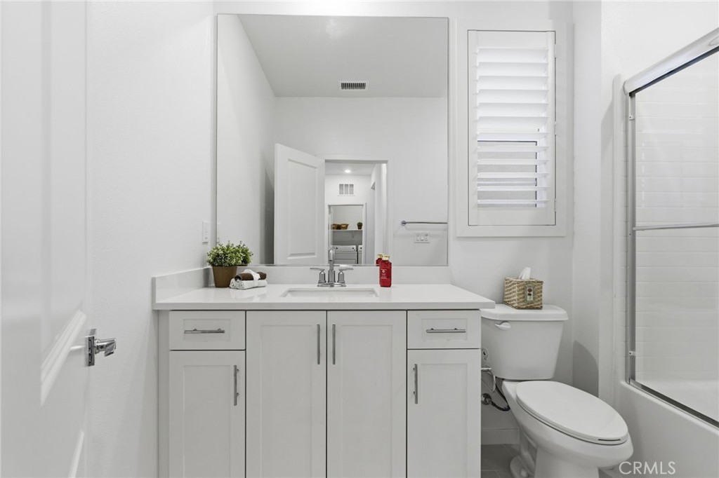 Corona, California, 92883, United States, 3 Bedrooms Bedrooms, ,3 BathroomsBathrooms,Residential,For Sale,1996400