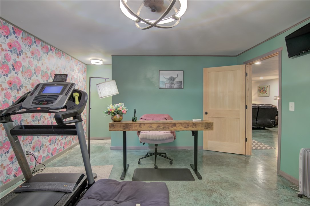 Cadott, Wisconsin, 54727, United States, 4 Bedrooms Bedrooms, ,2 BathroomsBathrooms,Residential,For Sale,1961468