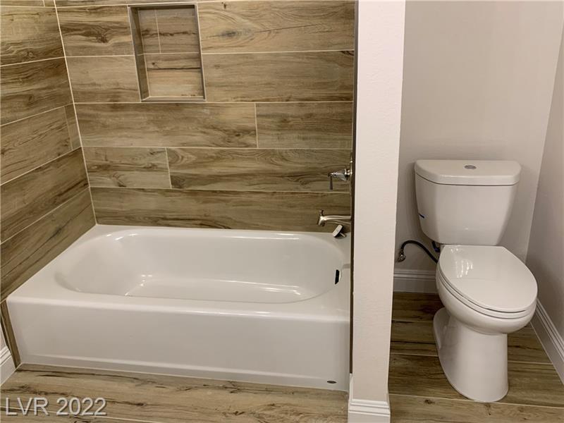 Las Vegas, Nevada, 89122, United States, 5 Bedrooms Bedrooms, ,4 BathroomsBathrooms,Residential,For Sale,2008777