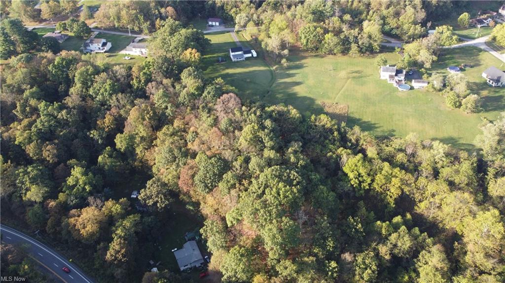 Chester, West Virginia, 26034, United States, 3 Bedrooms Bedrooms, ,3 BathroomsBathrooms,Residential,For Sale,1975770