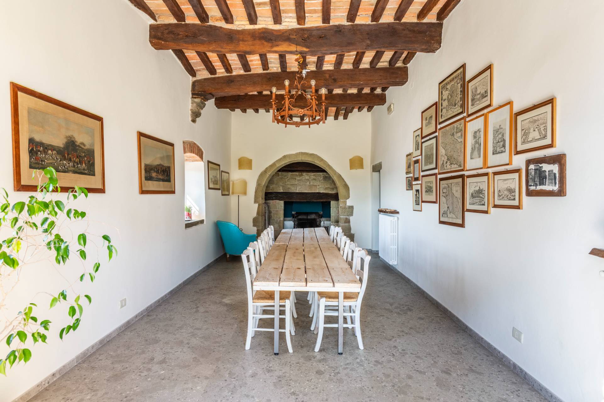 Umbertide, Perugia, 06019, IT, 20 Bedrooms Bedrooms, ,18 BathroomsBathrooms,Residential,For Sale,1850339