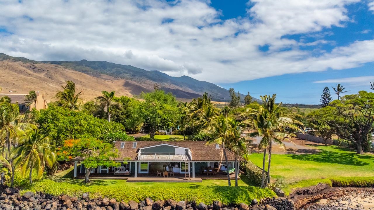 Wailuku, Hawaii, 96793, United States, 2 Bedrooms Bedrooms, ,3 BathroomsBathrooms,Residential,For Sale,1924877