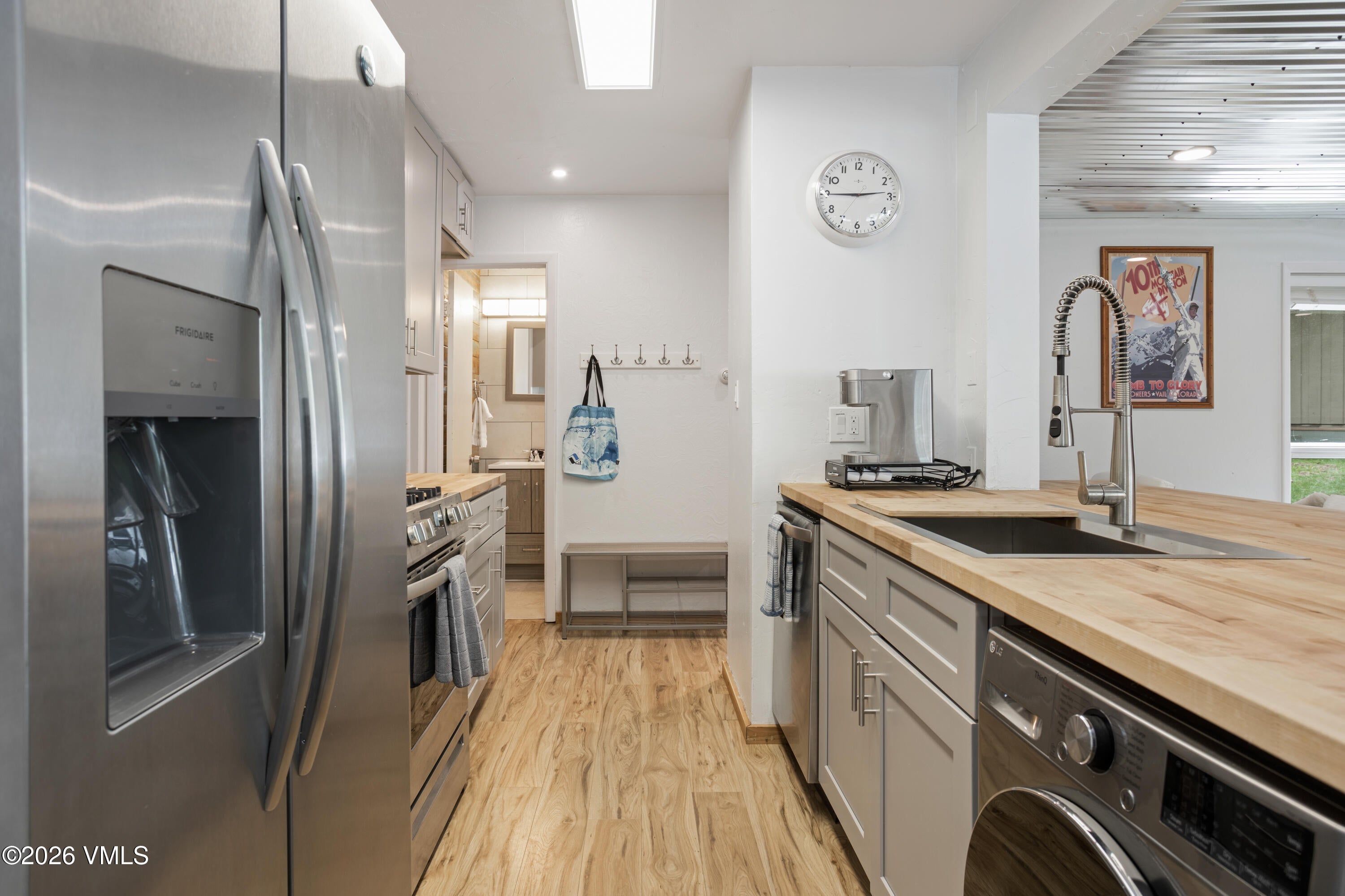 Vail, Colorado, 81657, United States, 2 Bedrooms Bedrooms, ,1 BathroomBathrooms,Residential,For Sale,2011141