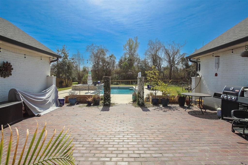 Lake Charles, Louisiana, 70605, United States, 4 Bedrooms Bedrooms, ,4 BathroomsBathrooms,Residential,For Sale,2022489