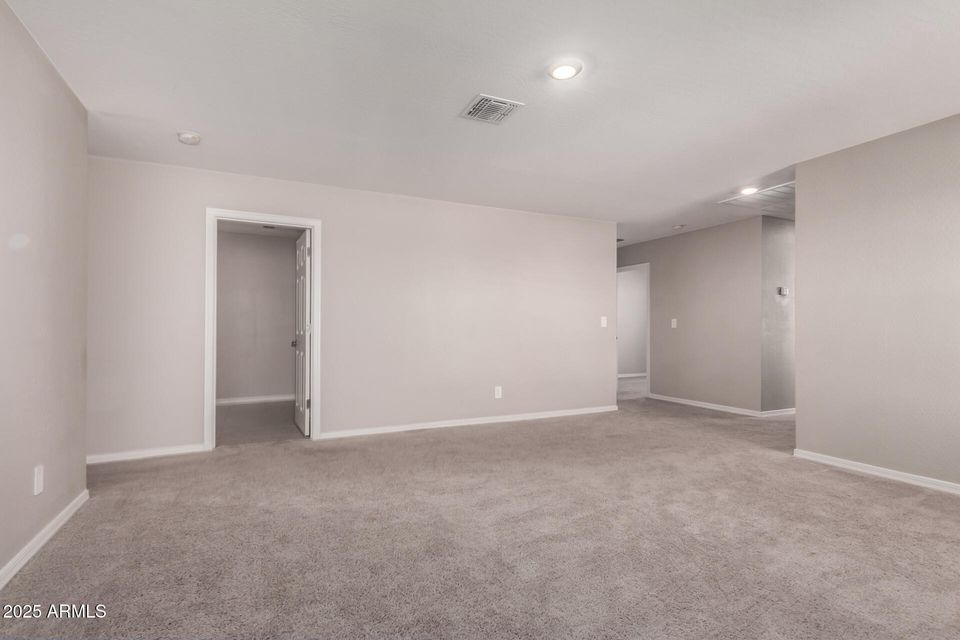 Tolleston, Arizona, 85353, United States, 4 Bedrooms Bedrooms, ,4 BathroomsBathrooms,Residential,For Sale,1975329