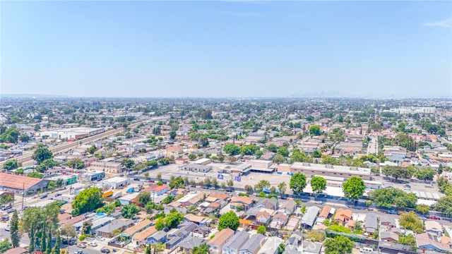 Los Angeles, California, 90059, United States, 2 Bedrooms Bedrooms, ,1 BathroomBathrooms,Residential,For Sale,1942997