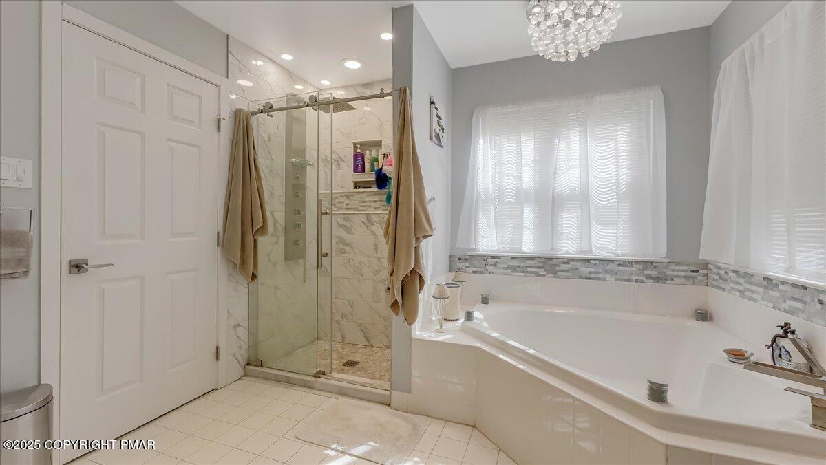 East Stroudsburg, Pennsylvania, 18302, United States, 5 Bedrooms Bedrooms, ,4 BathroomsBathrooms,Residential,For Sale,1980579