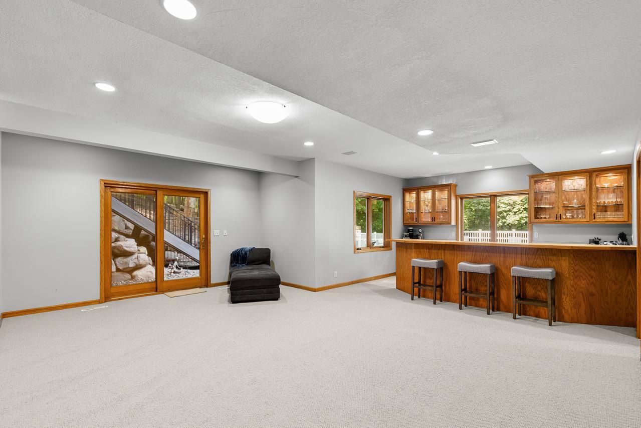 Chanhassen, Minnesota, 55317, United States, 5 Bedrooms Bedrooms, ,3 BathroomsBathrooms,Residential,For Sale,1926226