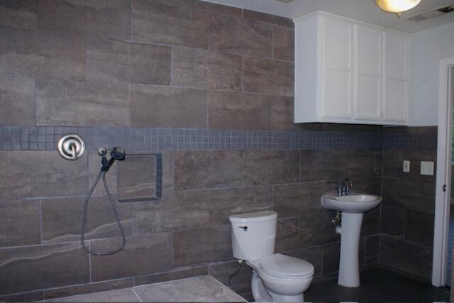 Lindsay, California, 93247, United States, 4 Bedrooms Bedrooms, ,2 BathroomsBathrooms,Residential,For Sale,1982770