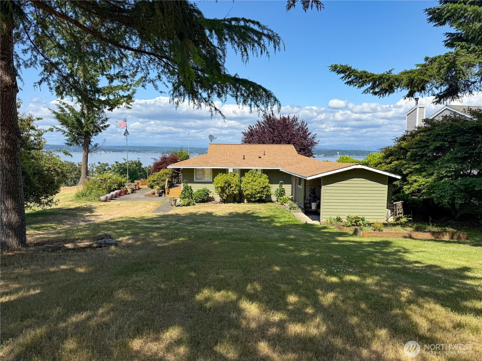 Hat Island, Washington, 98206, United States, 2 Bedrooms Bedrooms, ,1 BathroomBathrooms,Residential,For Sale,2006493