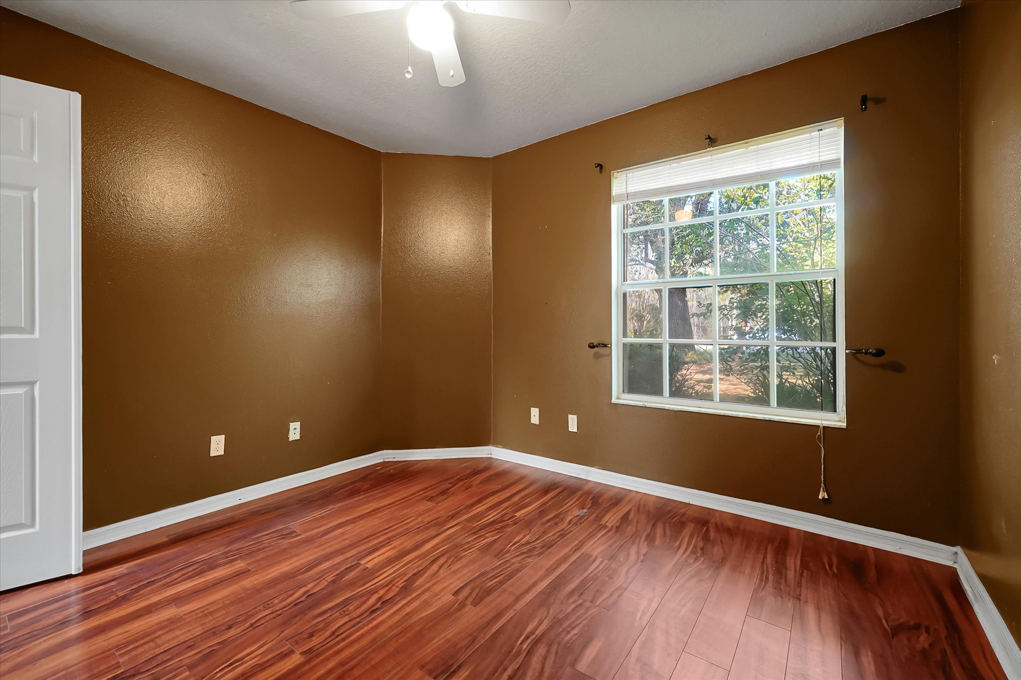 Orlando, Florida, 32833, United States, 4 Bedrooms Bedrooms, ,2 BathroomsBathrooms,Residential,For Sale,1995372