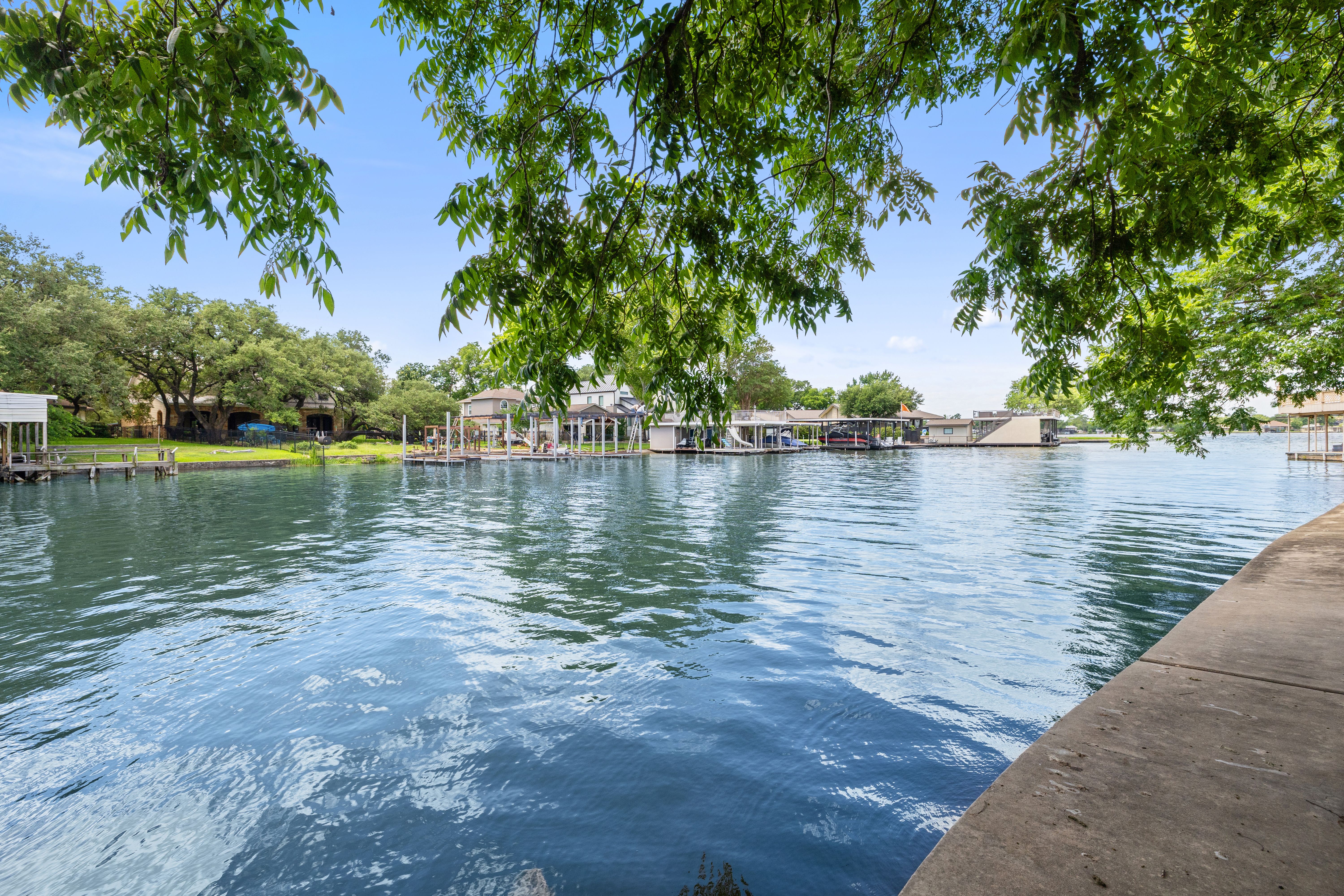  Prime Lake LBJ Waterfront Opportunity - 物件實景