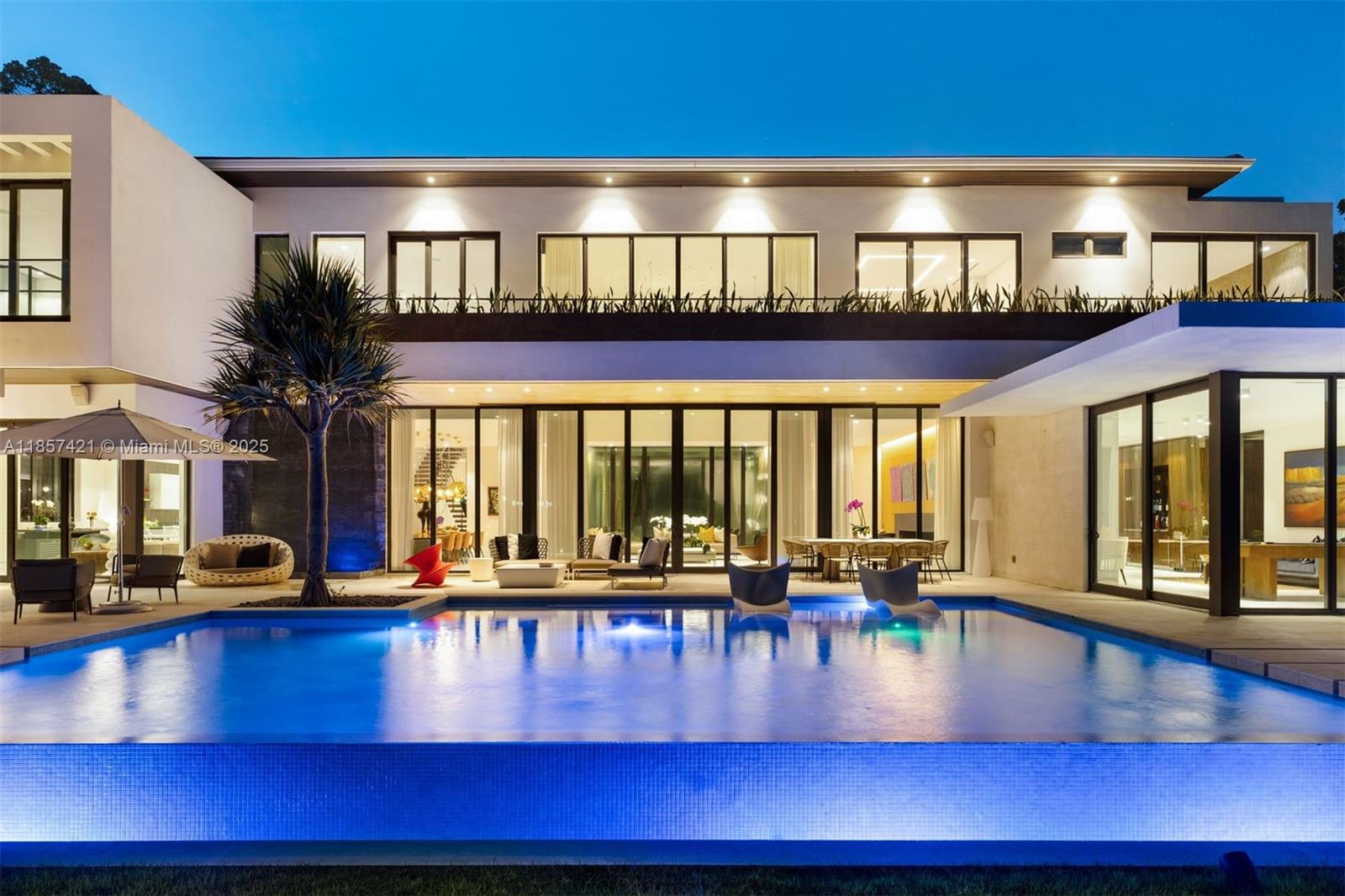 Coral Gables, Florida, 33156, United States, 8 Bedrooms Bedrooms, ,11 BathroomsBathrooms,Residential,For Sale,1938672