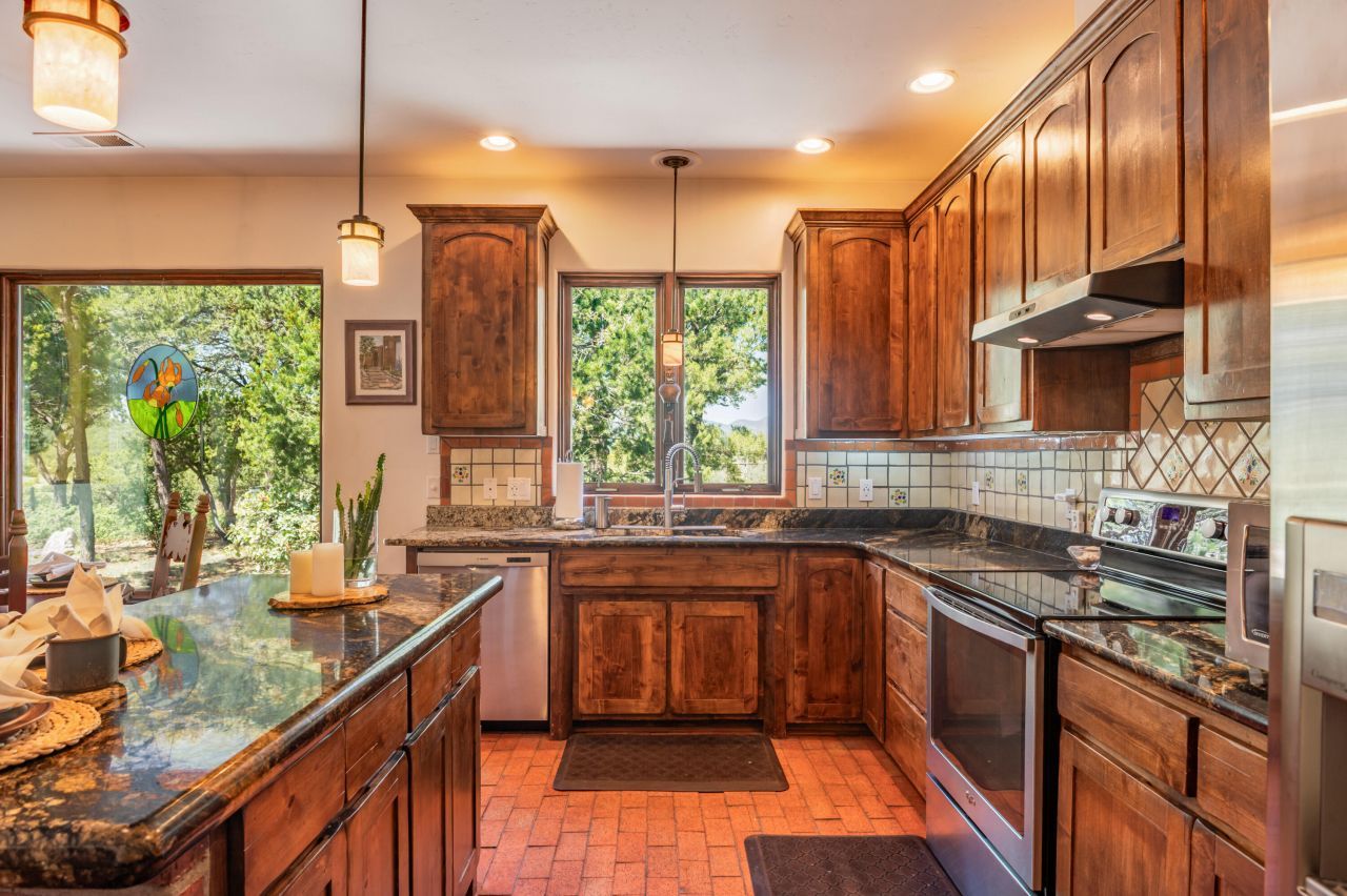 Tijeras, New Mexico, 87059, United States, 4 Bedrooms Bedrooms, ,2 BathroomsBathrooms,Residential,For Sale,1940446