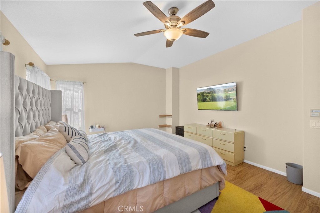 Lake Elsinore, California, 92532, United States, 5 Bedrooms Bedrooms, ,4 BathroomsBathrooms,Residential,For Sale,1989884