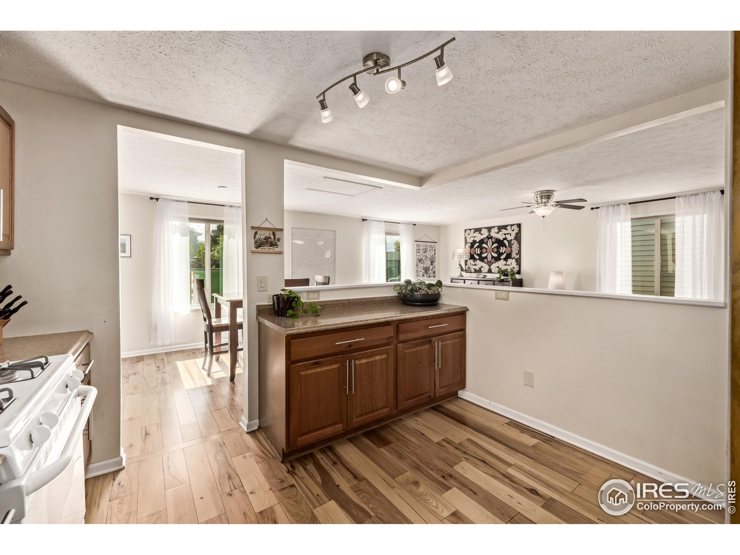 Westminster, Colorado, 80031, United States, 3 Bedrooms Bedrooms, ,2 BathroomsBathrooms,Residential,For Sale,1962957