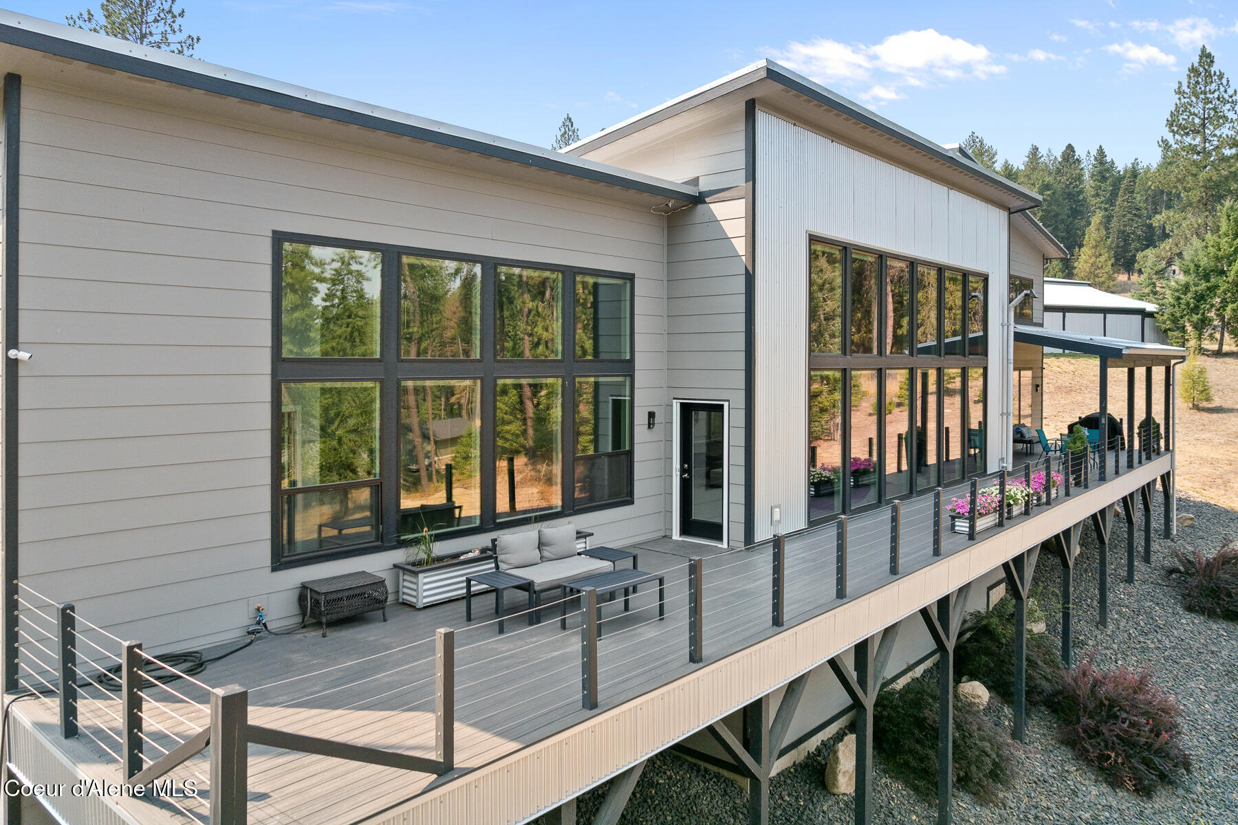 Coeur D'alene, Idaho, 83814, United States, 3 Bedrooms Bedrooms, ,Residential,For Sale,1942138