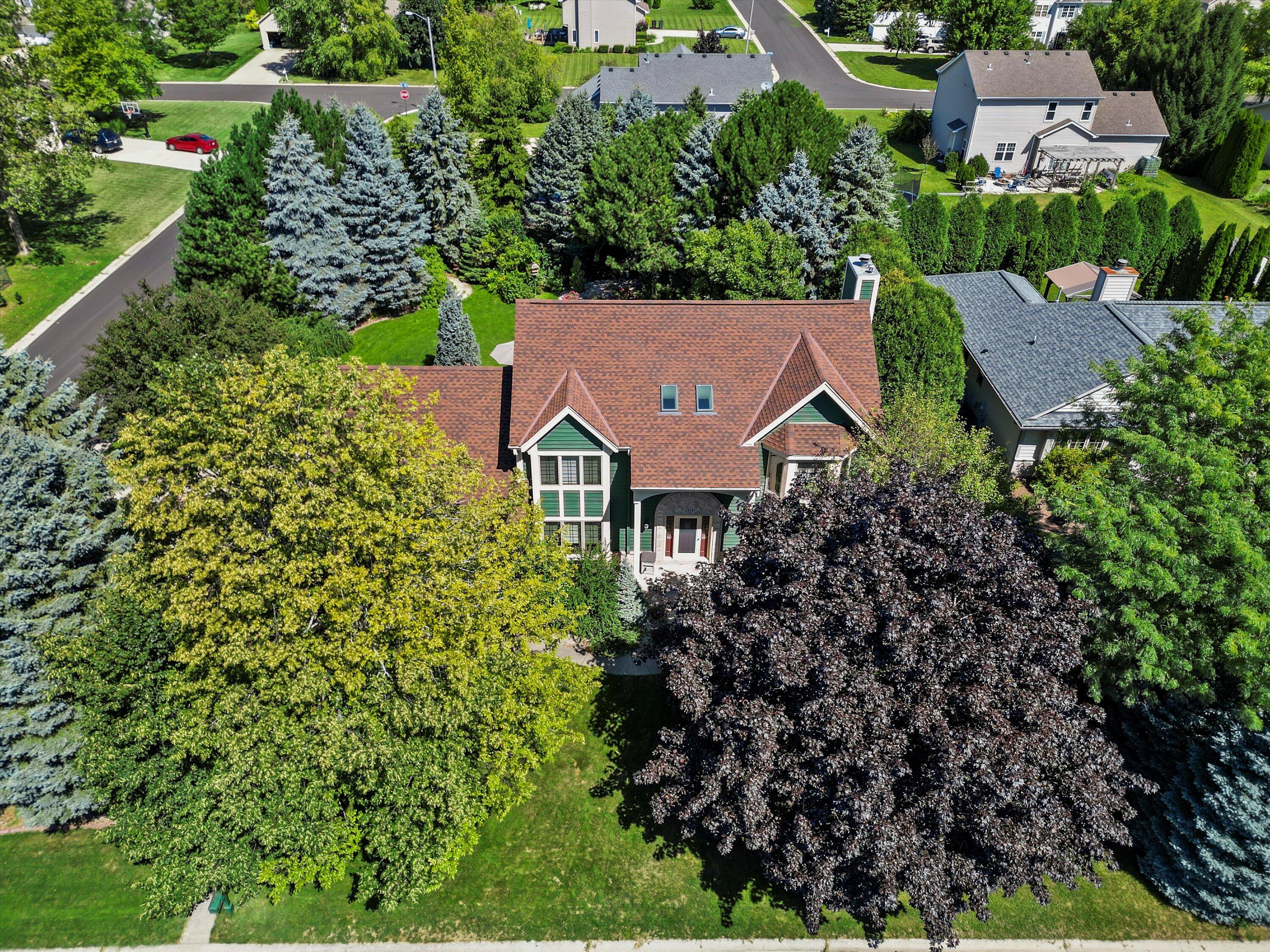 Caledonia, Wisconsin, 53402, United States, 3 Bedrooms Bedrooms, ,3 BathroomsBathrooms,Residential,For Sale,1987324