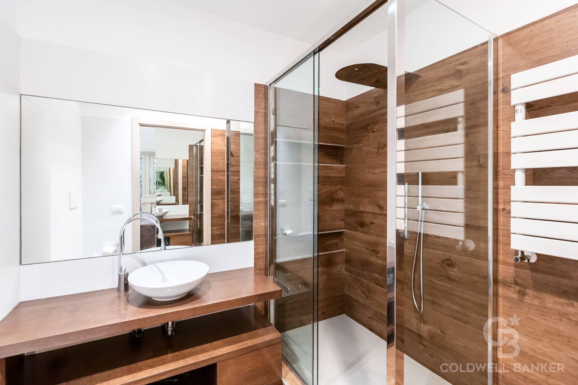 Roma, Roma, 00100, IT, 3 Bedrooms Bedrooms, ,3 BathroomsBathrooms,Residential,For Sale,1932847