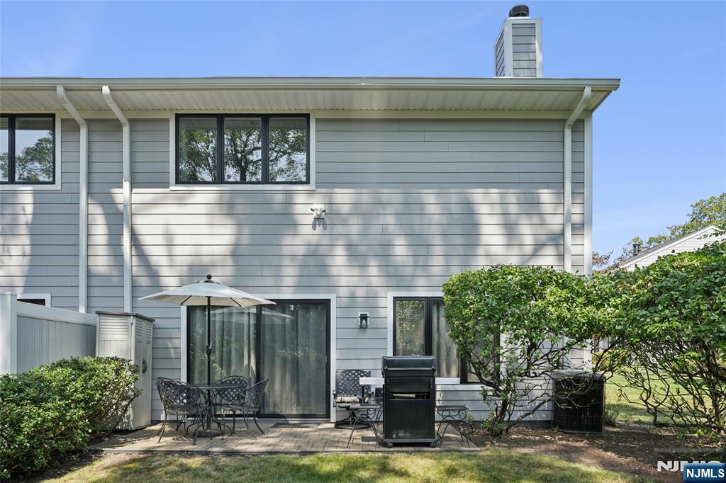 Englewood, New Jersey, 07631, United States, 3 Bedrooms Bedrooms, ,3 BathroomsBathrooms,Residential,For Sale,1925830