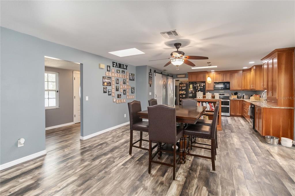 Winter Springs, Florida, 32708, United States, 4 Bedrooms Bedrooms, ,2 BathroomsBathrooms,Residential,For Sale,1968869