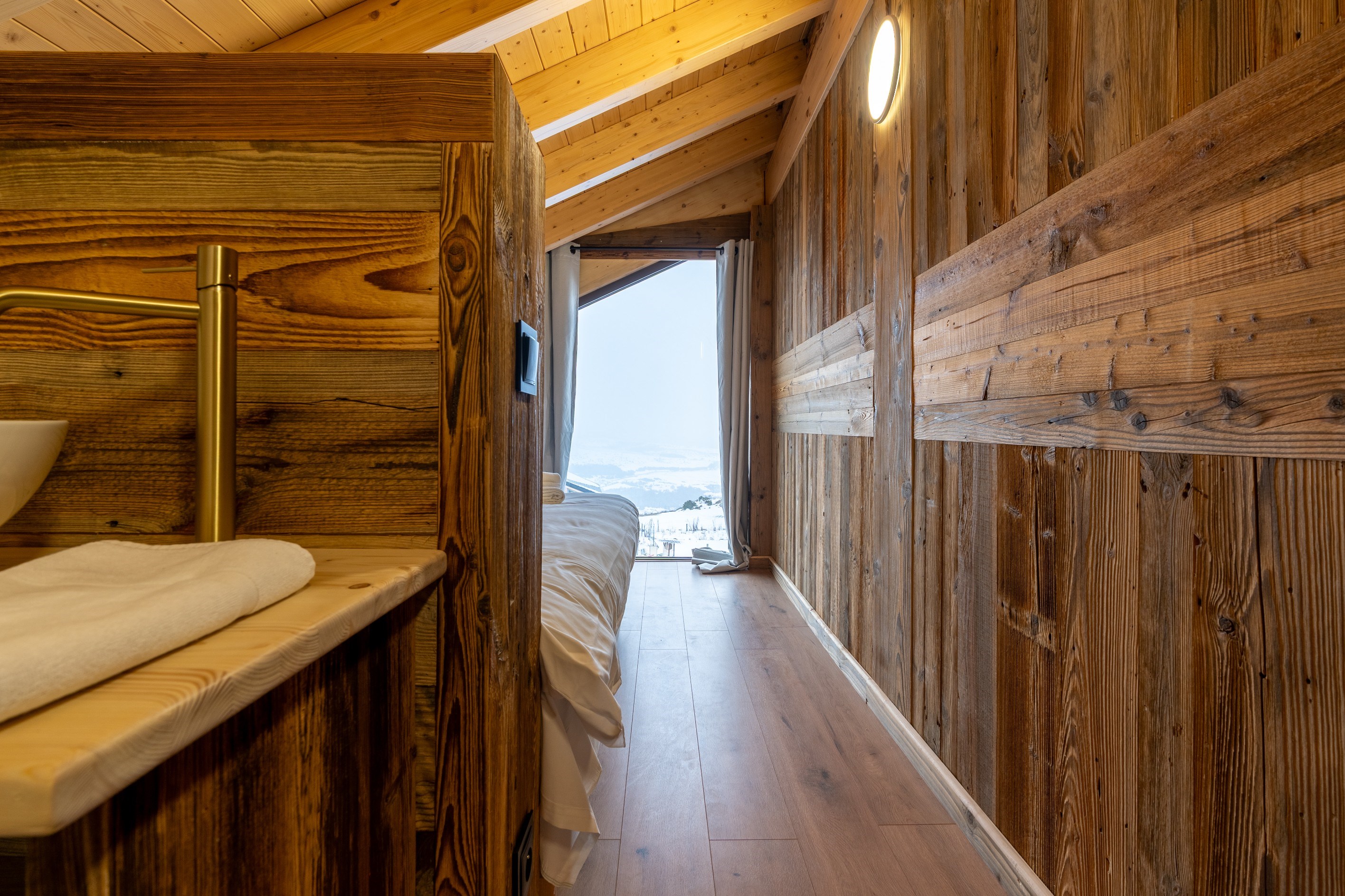  Exceptional New Chalet with Panoramic Views and High-End Features - 物件實景
