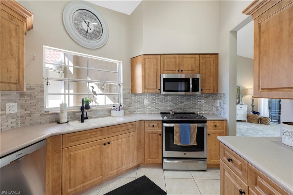 Fort Myers, Florida, 33913, United States, 4 Bedrooms Bedrooms, ,2 BathroomsBathrooms,Residential,For Sale,1966901