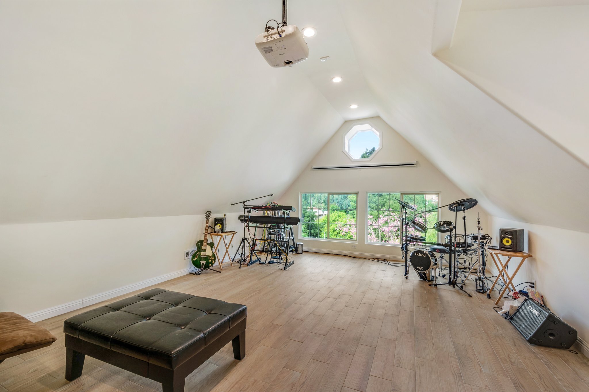  21128 Bellini Dr - 物件實景