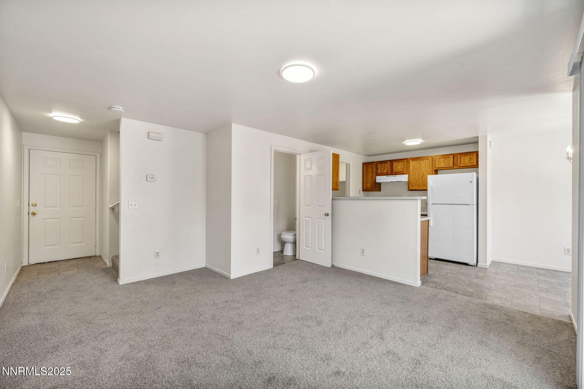 Carson City, Nevada, 89701, United States, ,Residential,For Sale,1826938