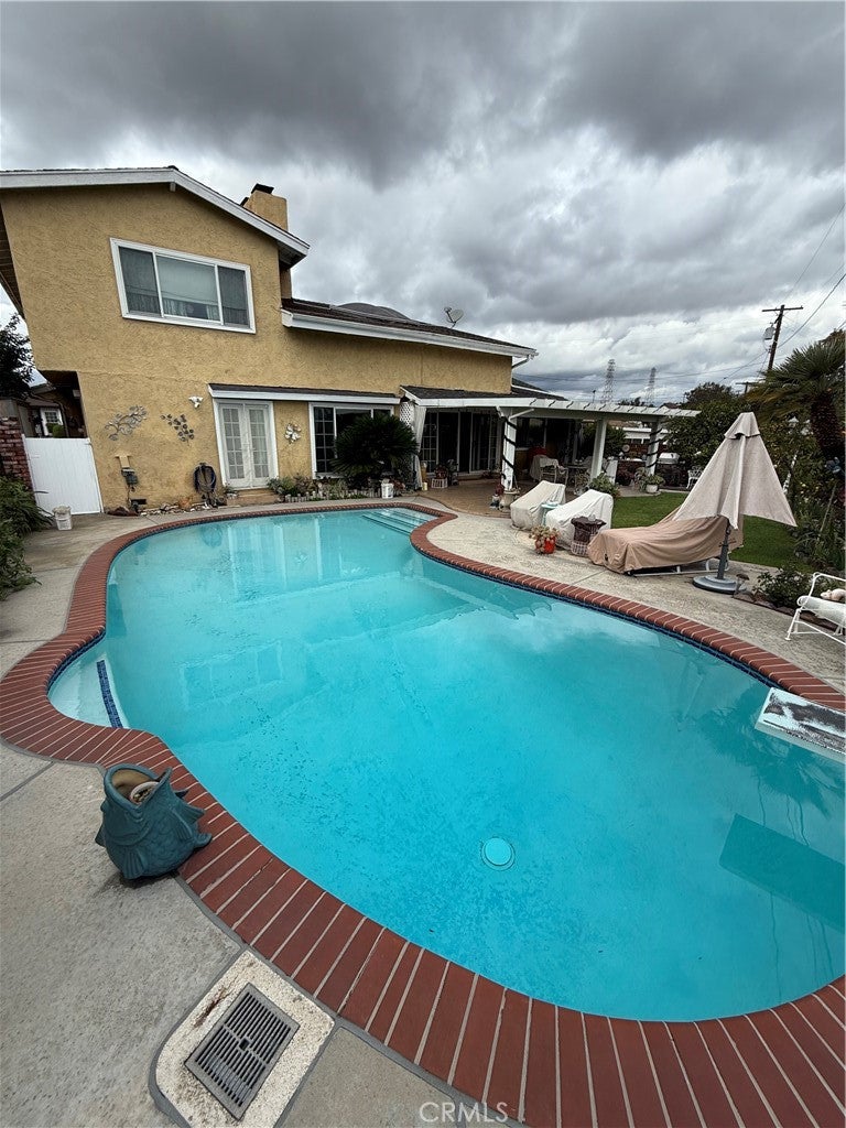 Monterey Park, California, 91755, United States, 3 Bedrooms Bedrooms, ,3 BathroomsBathrooms,Residential,For Sale,1990437