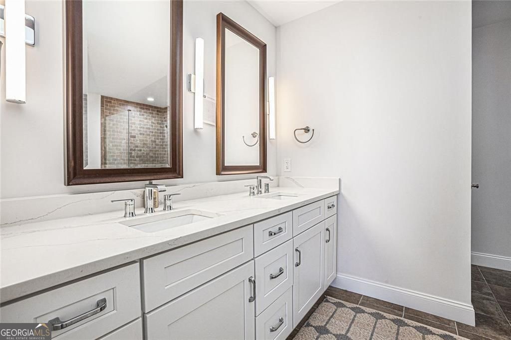 Atlanta, Georgia, 30363, United States, 3 Bedrooms Bedrooms, ,3 BathroomsBathrooms,Residential,For Sale,2035500