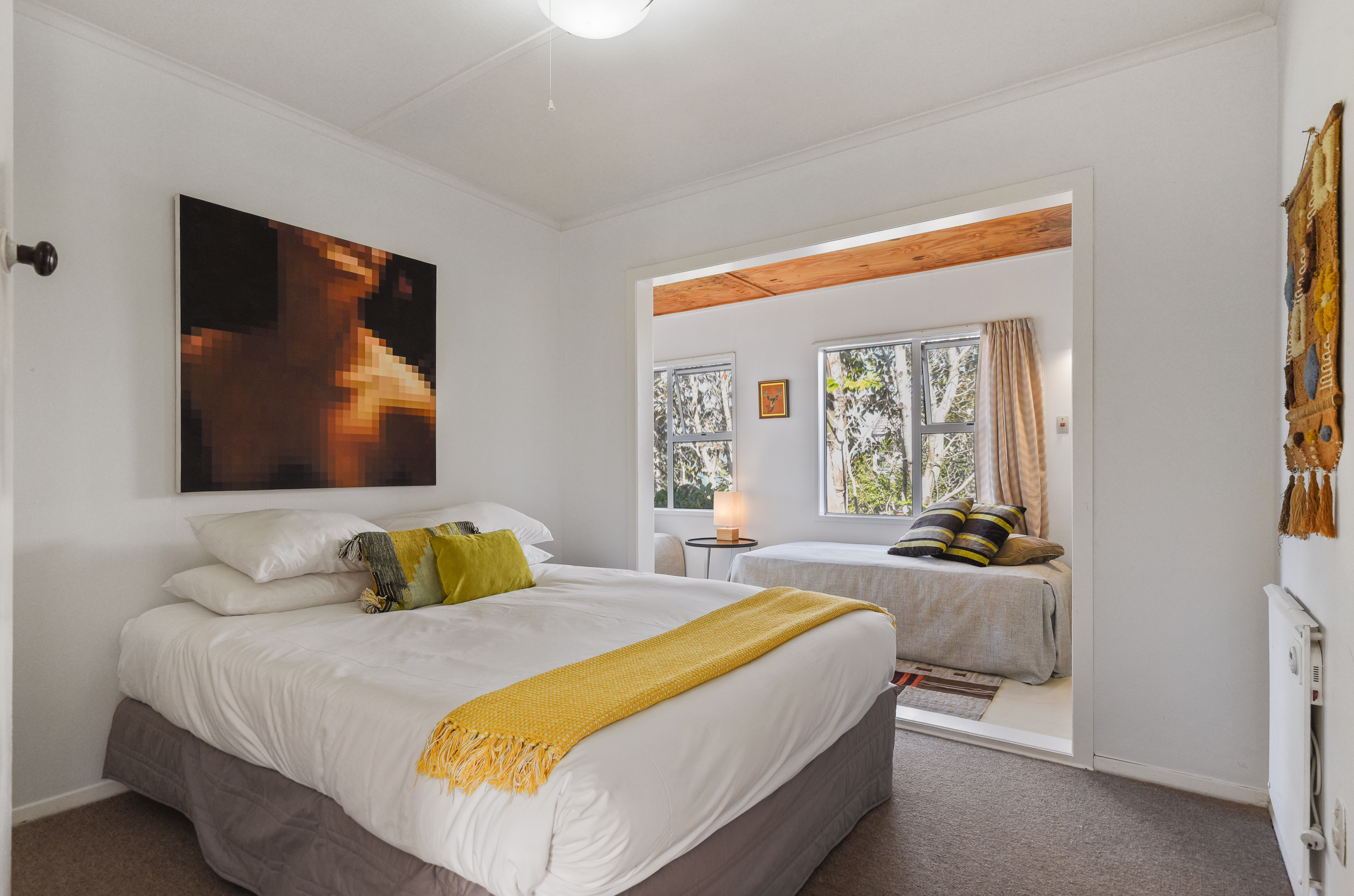  A Bach, A Lake, and a Blank Canvas - 物件實景