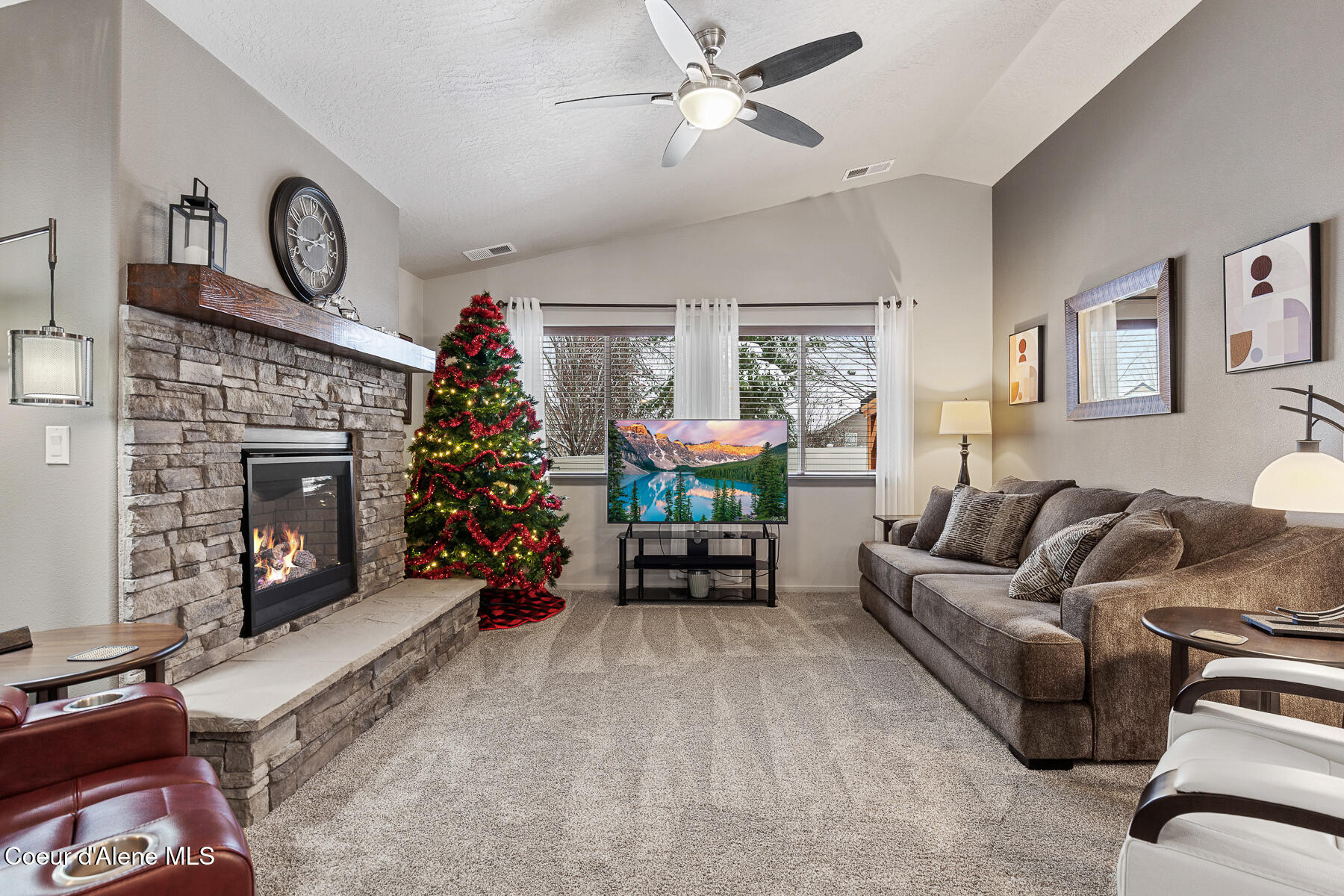 Post Falls, Idaho, 83854, United States, 3 Bedrooms Bedrooms, ,Residential,For Sale,2003159