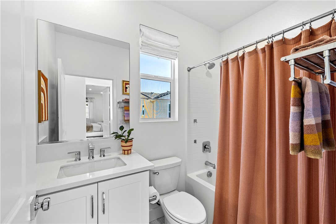 Rancho Mission Viejo, California, 92694, United States, 3 Bedrooms Bedrooms, ,3 BathroomsBathrooms,Residential,For Sale,1891499